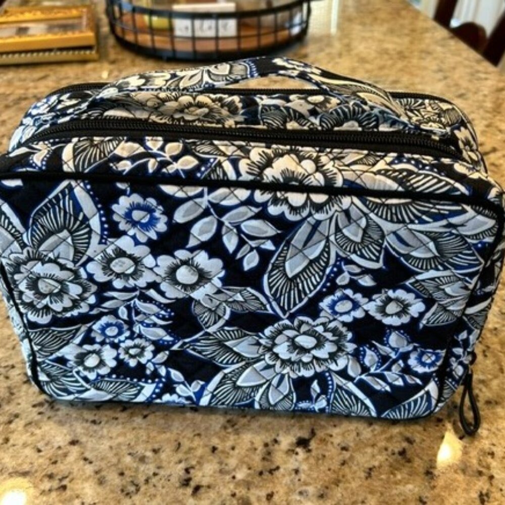 Vera Bradley Women's Large Cosmetics Case